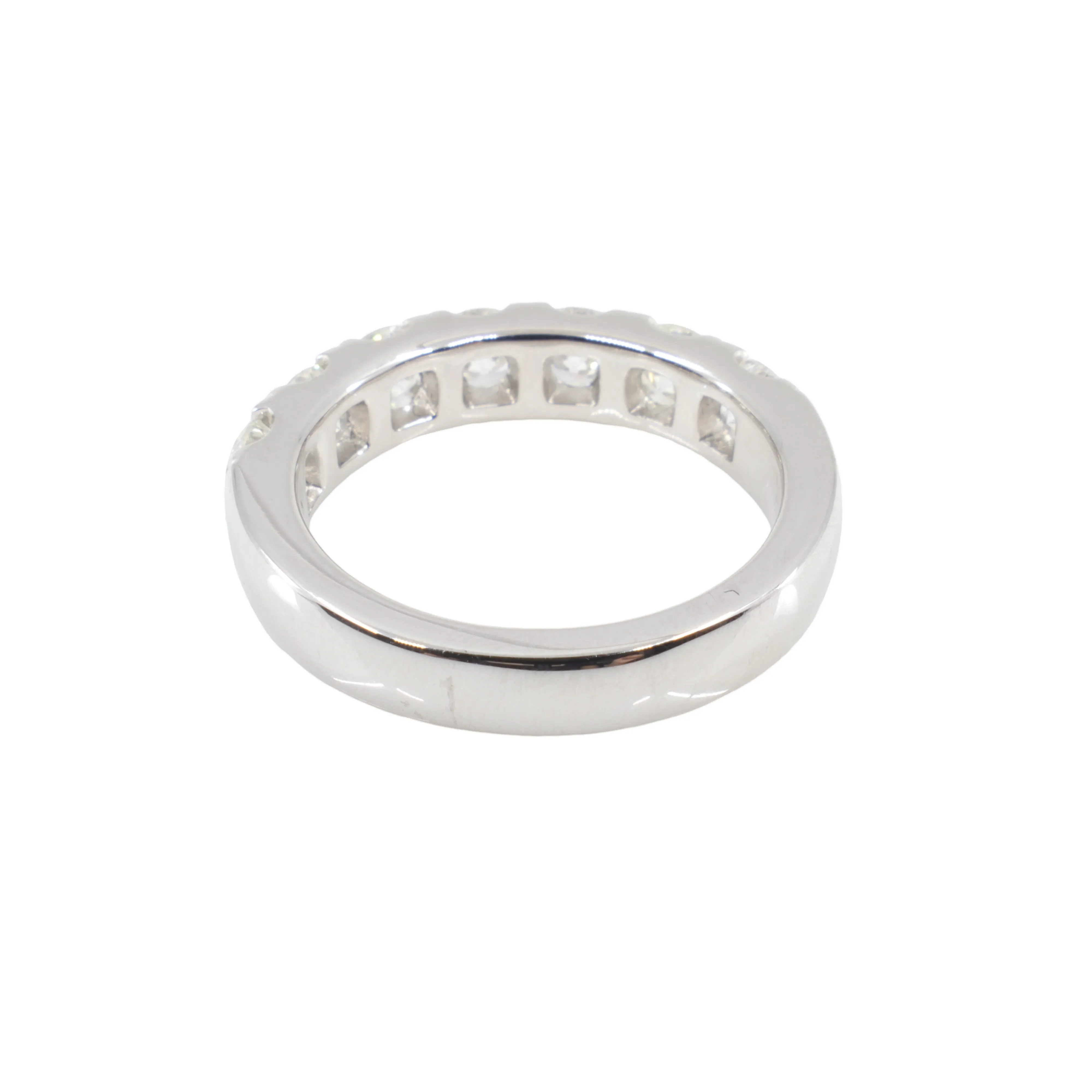 18K White Gold Tdw. 1.70ct Diamond Band Ring - 20756857