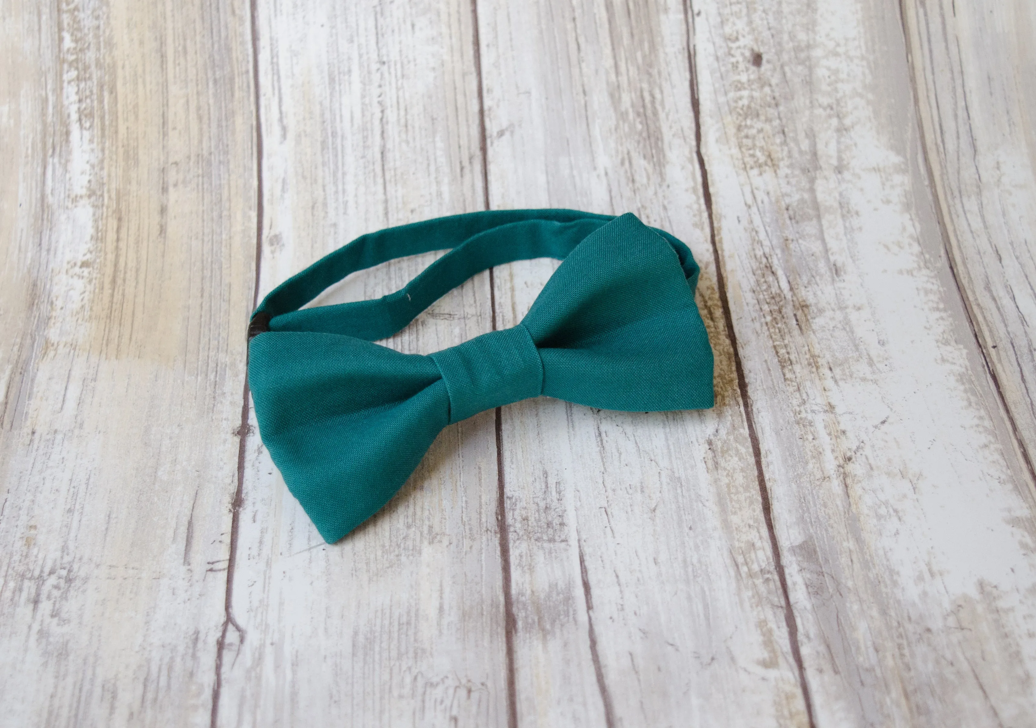 Dark Teal Bow Tie (110)