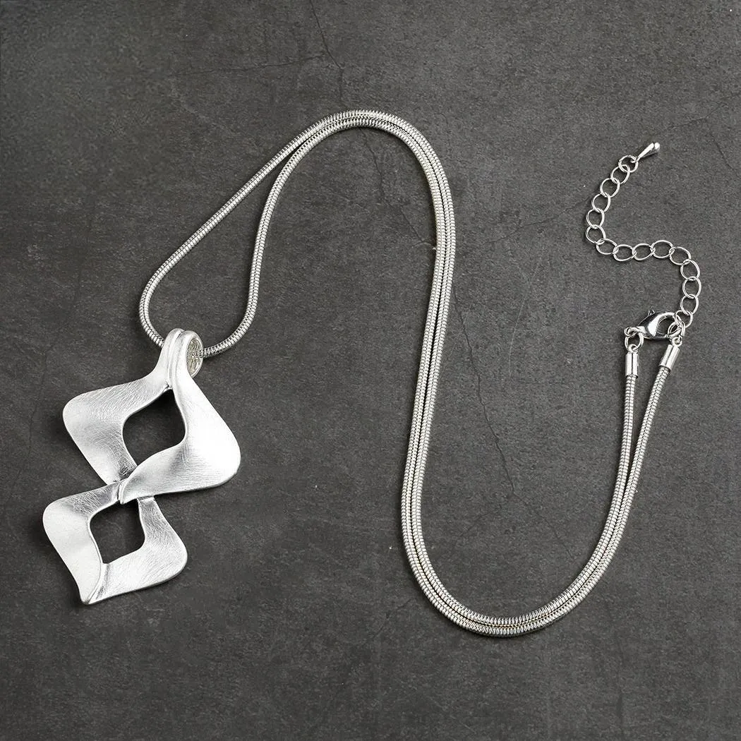 Fashion Geometric Pendant Necklaces Gothic Chain Necklaces Jewelry Handmade Pendant For Women