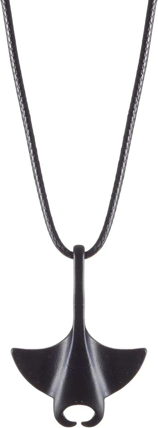 HAQUIL Manta Ray Pendant Necklaces for Men Women, Black Ray Pendant Necklace with Chain
