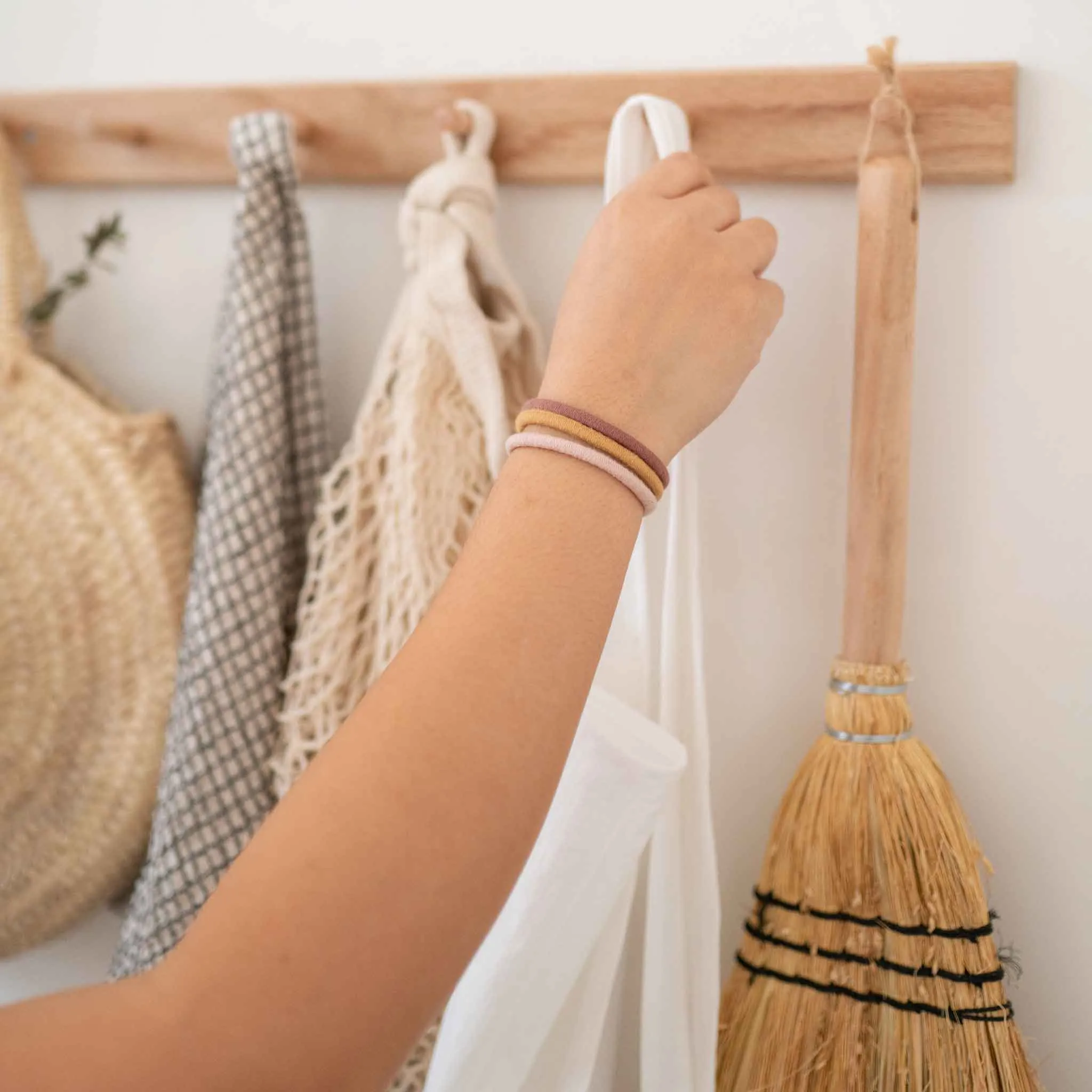 Plastic-Free Mondo Round Hair Ties (8 pack)